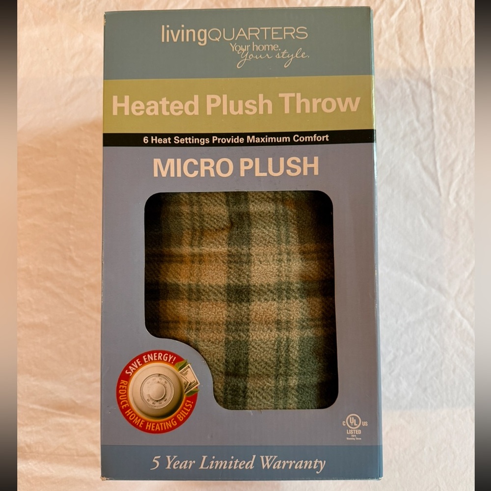 Living Quarters Heated Plush Throw Green Plaid